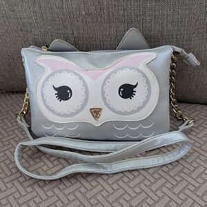 BETSEY JOHNSON Owl Crossbody Bag EUC